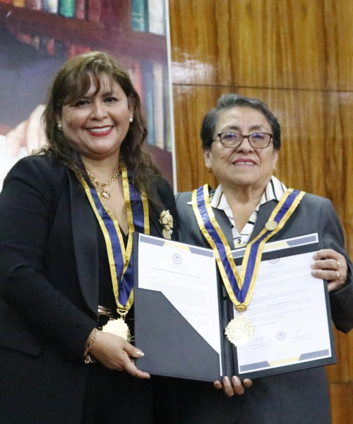 Academia Peruana de Doctores