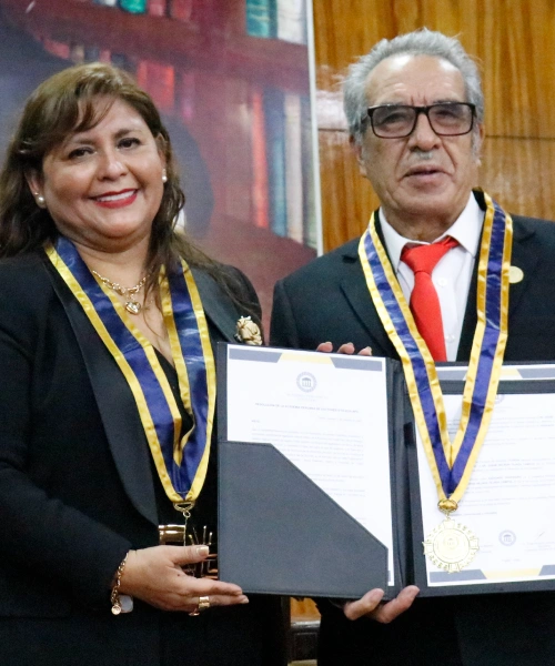 Academia Peruana de Doctores